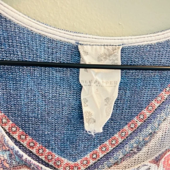 Blu Pepper Boho Tank Top Size Small Paisley Knit Tunic Blue White Red USA Indie - Picture 3 of 6